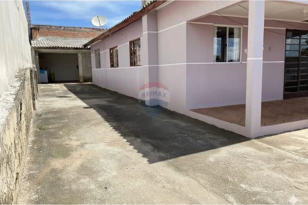 Casa com 3 quartos, 2 vaga, Balsa Nova - Paraná