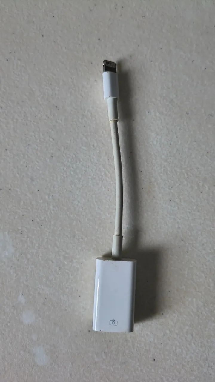 Adaptador de Lightning para câmera com USB Original - Foto 2
