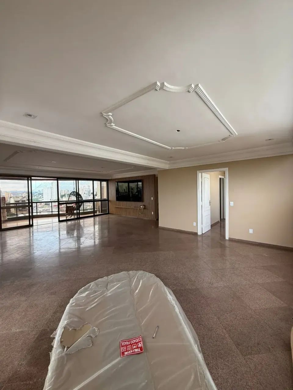 Apartamento a venda tem 330 m2 com 5 quartos em Popular - Edifício Golden Gate - Cuiabá -  - Foto 2