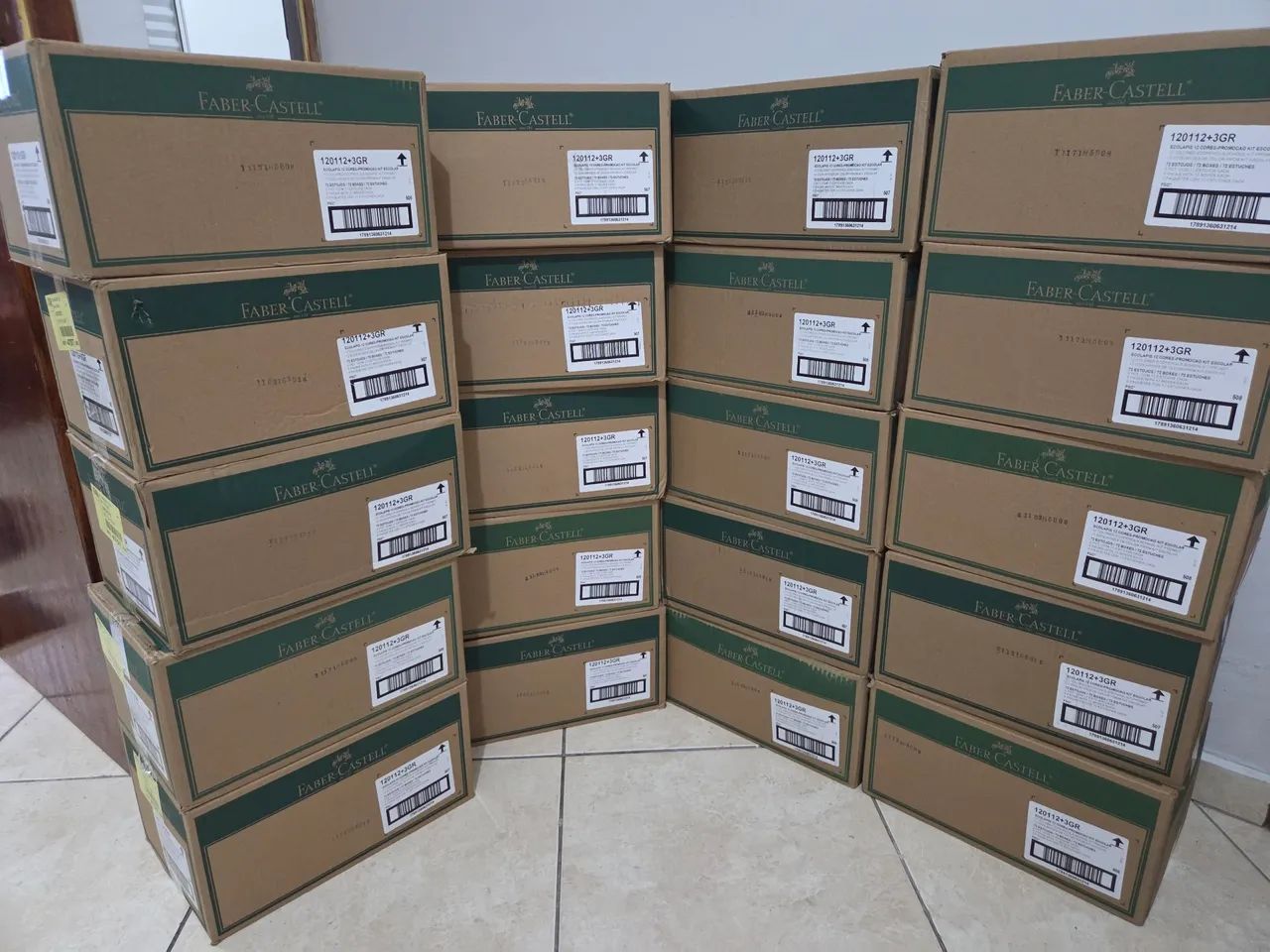 Caixa lápis de cor faber castel 