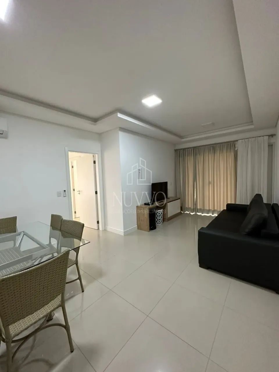 Apartamento com 3 suítes para locação anual em Jurere - Florianópolis - Foto 2