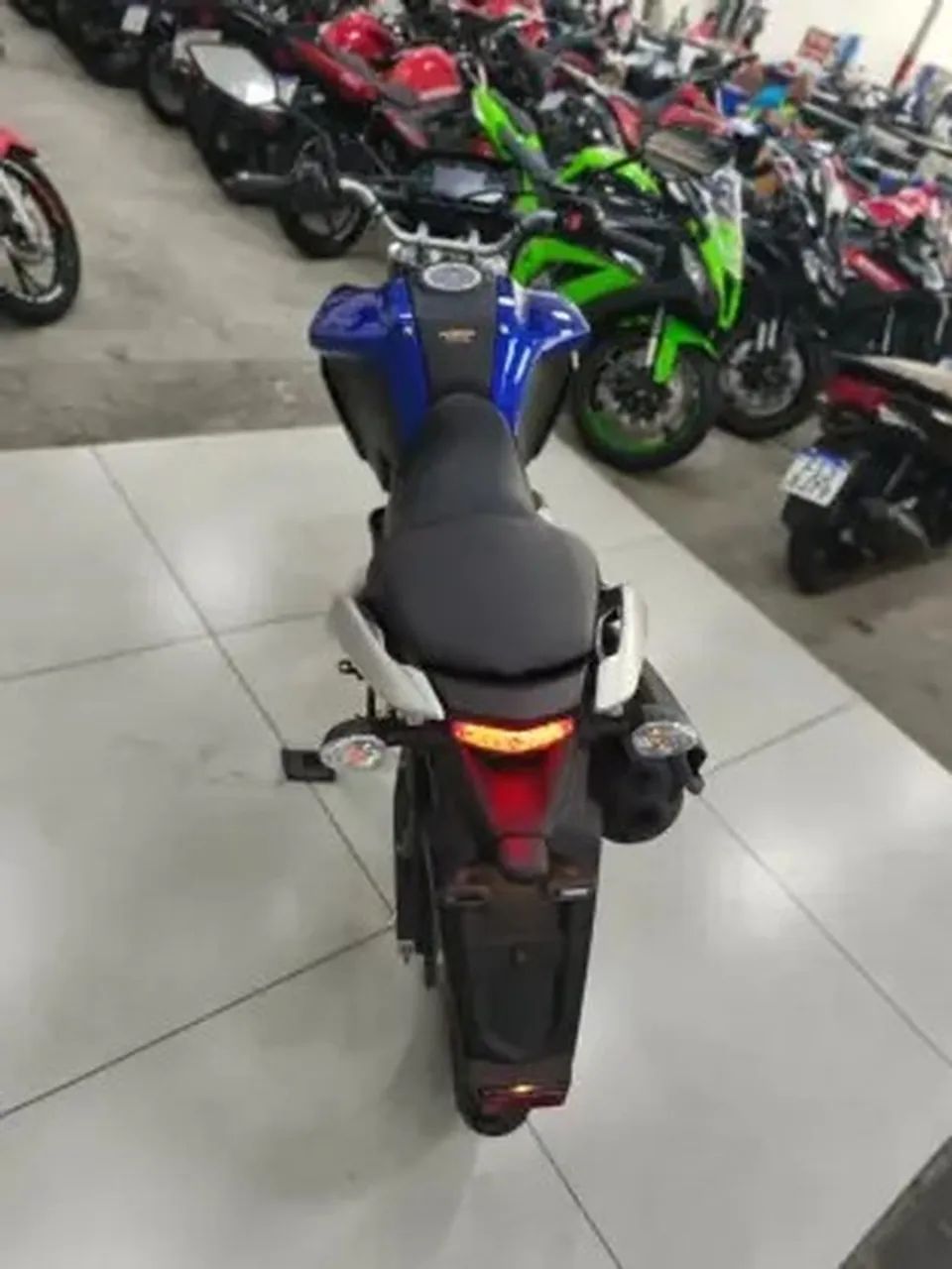 YAMAHA XTZ 250 LANDER CONNECTED - Foto 2