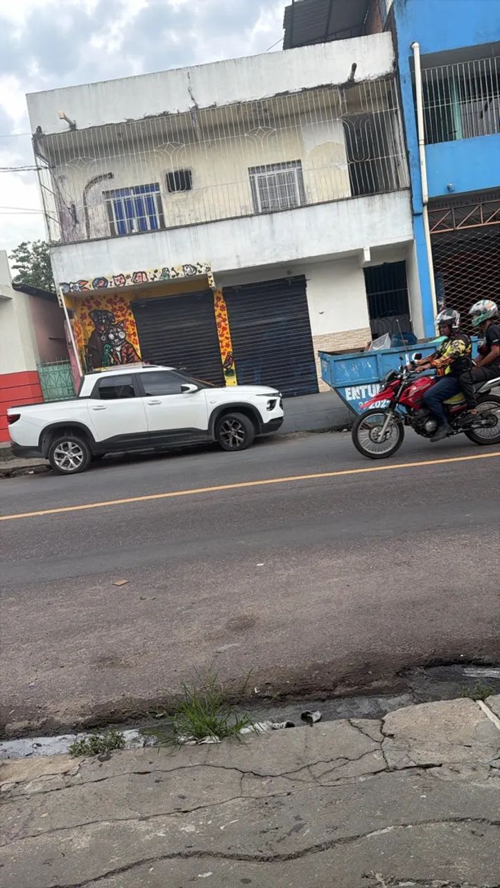 Vendo prédio comercial com casa