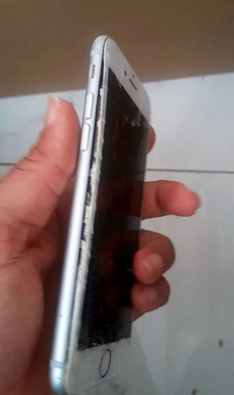 Iphone 7 128Mb prata com Defeito  - Foto 5