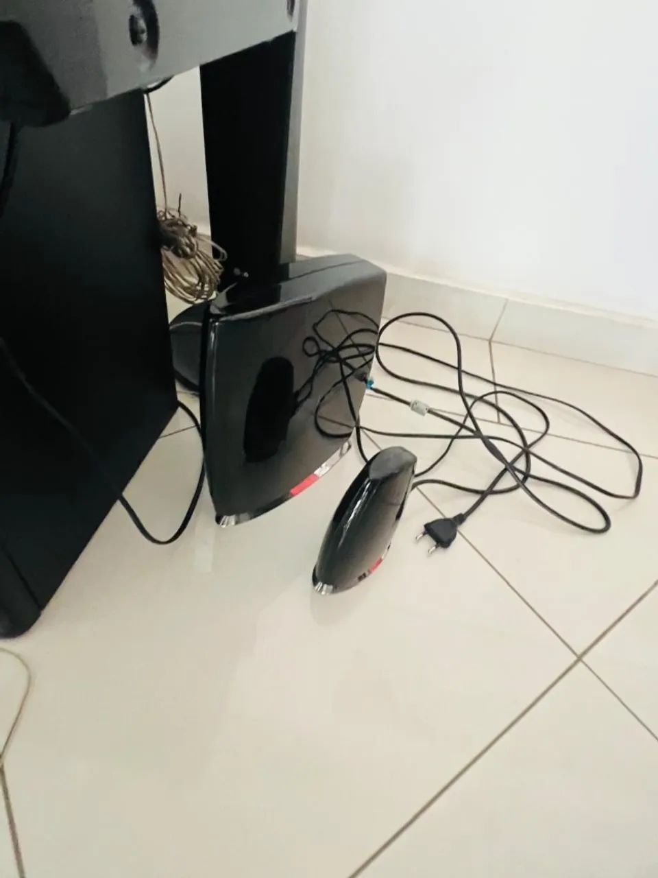 Home theater LG HW55TH wireless DVD karaoke. Kit completo de auto falantes, com cabo óptic - Foto 4