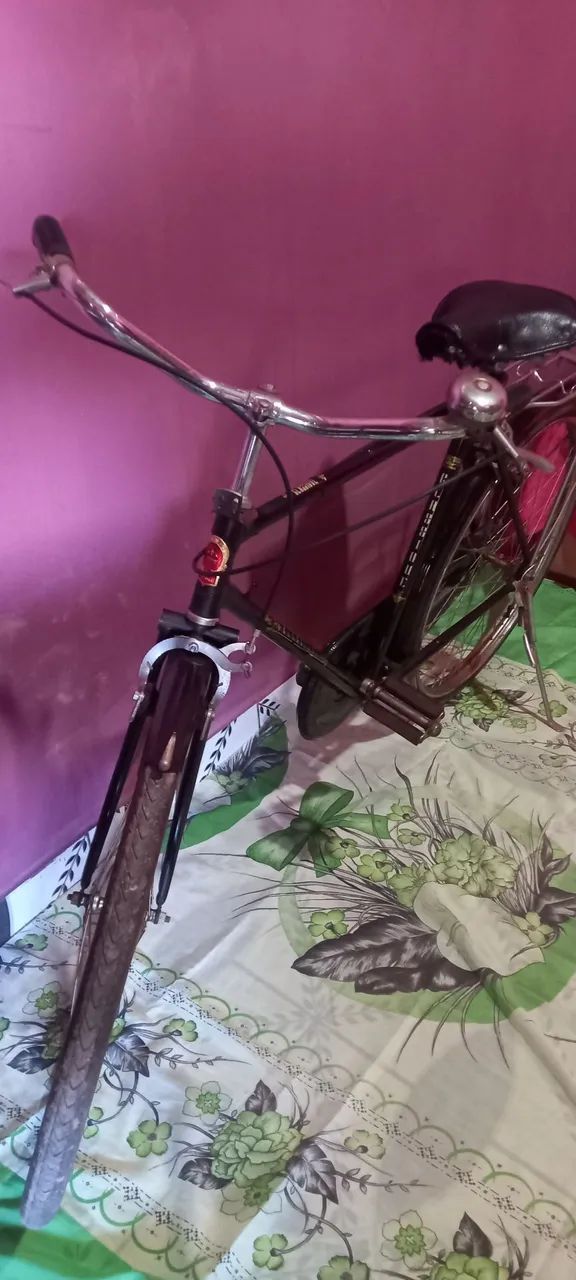 Vendo bicicleta antiga completa classique  - Foto 4