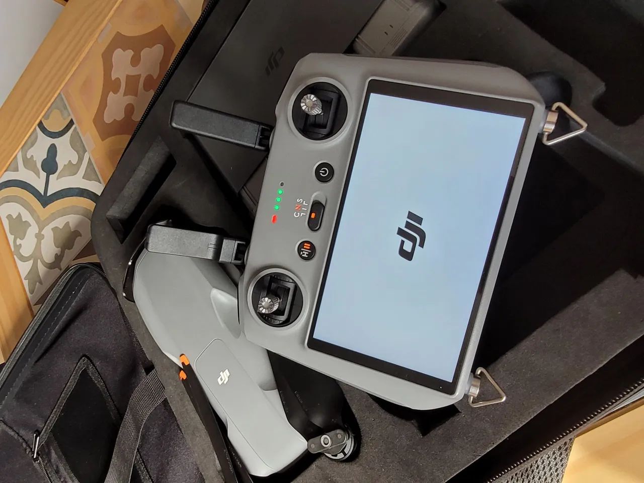 Dji drone Air 3s kit fly more e hardcase - Foto 3