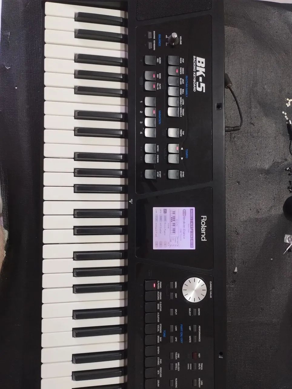Vendo teclado Roland bk5 - Foto 4