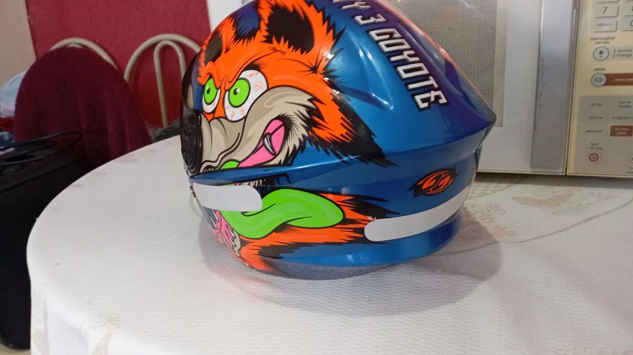 Vendo capacete do coiote  - Foto 2