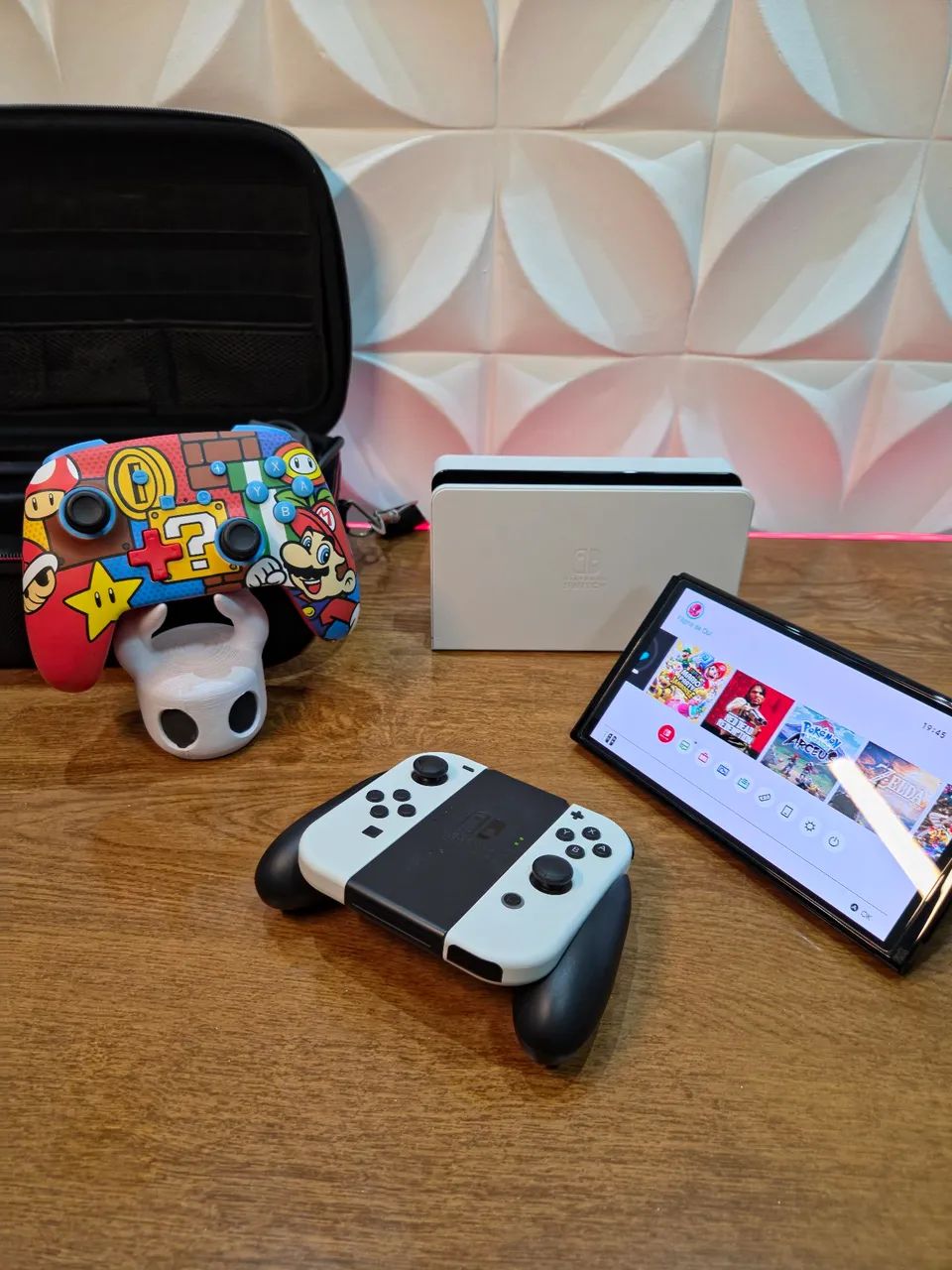 Nintendo Switch OLED Desbloqueado + Pro Controller + Case