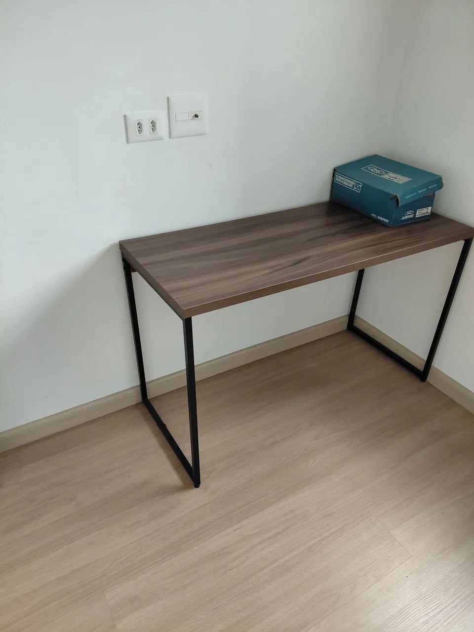 Vendo escrivaninha para escritorio - Foto 2