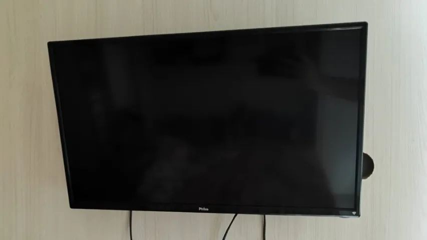 TV de 28" Philco PH28N91D com tela LED HD