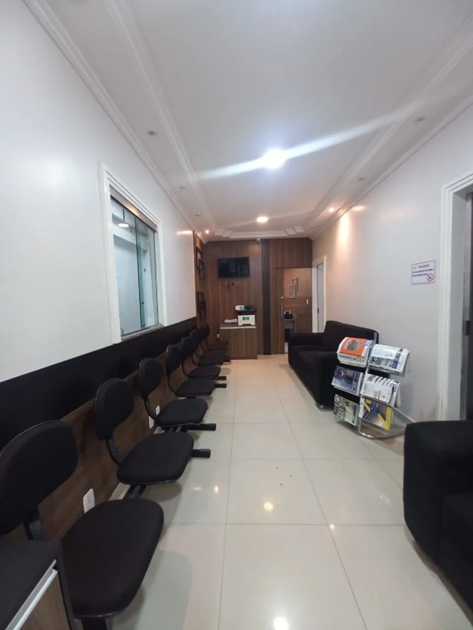 Imovel Comercial de Esquina 430m² e 100% Mobiliado c/ 10 Salas no Nova Cidade  - Foto 2