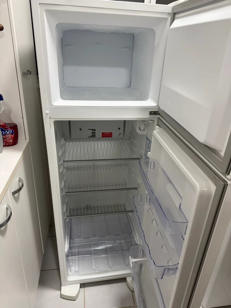 Geladeira Electrolux 260l - Foto 2