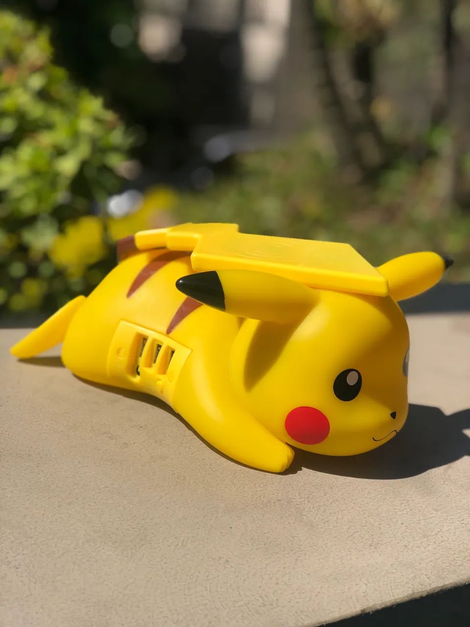 Pikachu carregador por indução +3 usb  - Foto 4