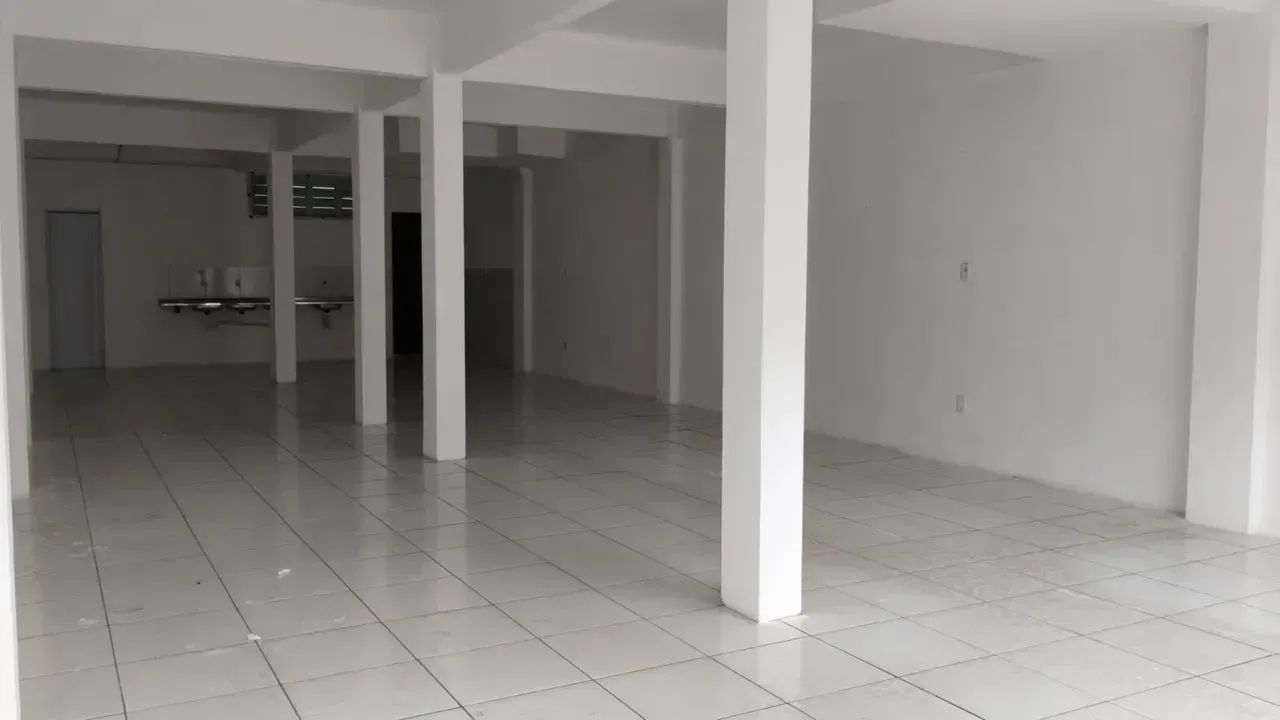 Excelente ponto comercial na Vila Peri! Traga seu negócio pra cá. - Foto 4