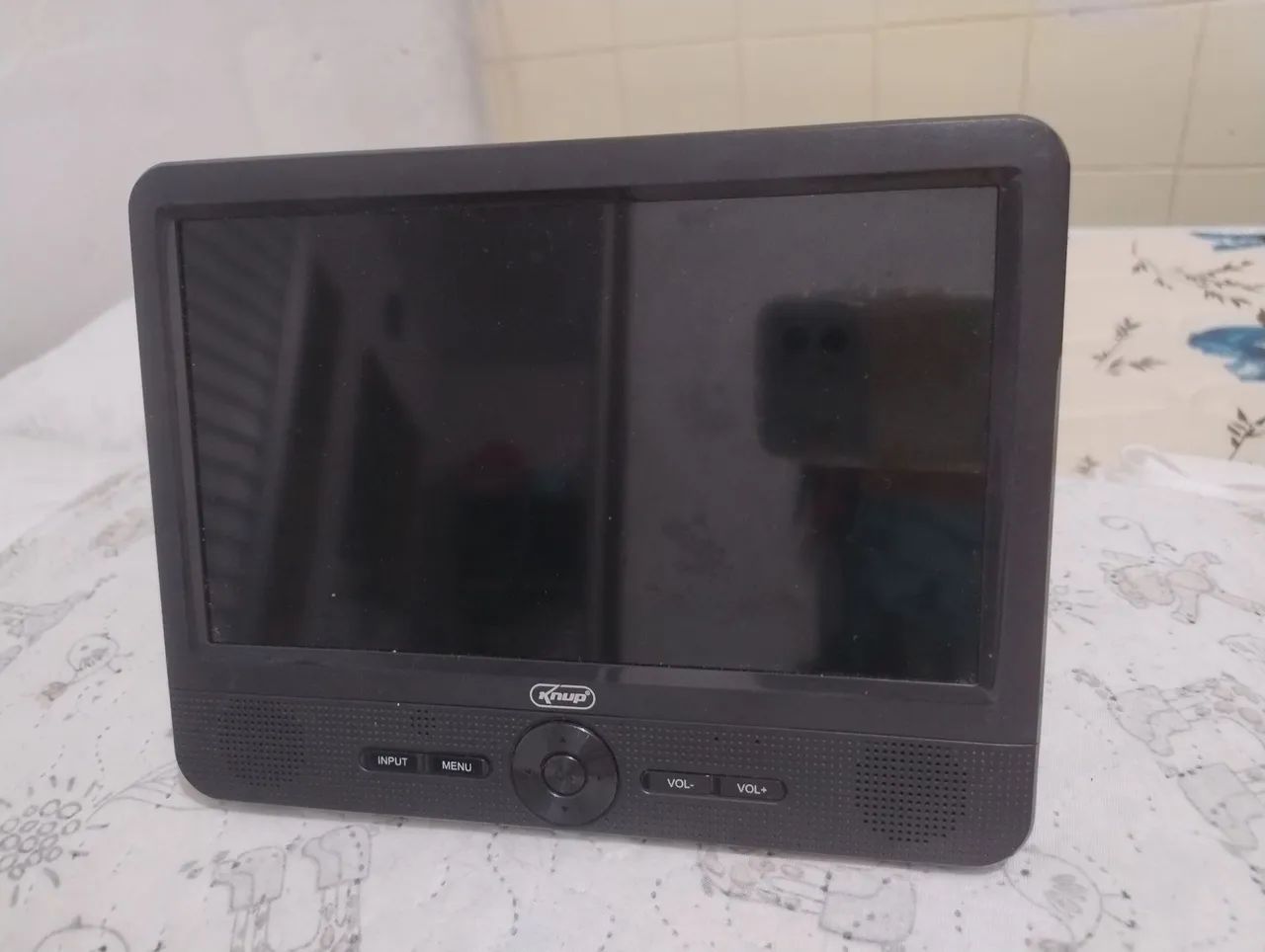 Vendo TV Portátil 9'