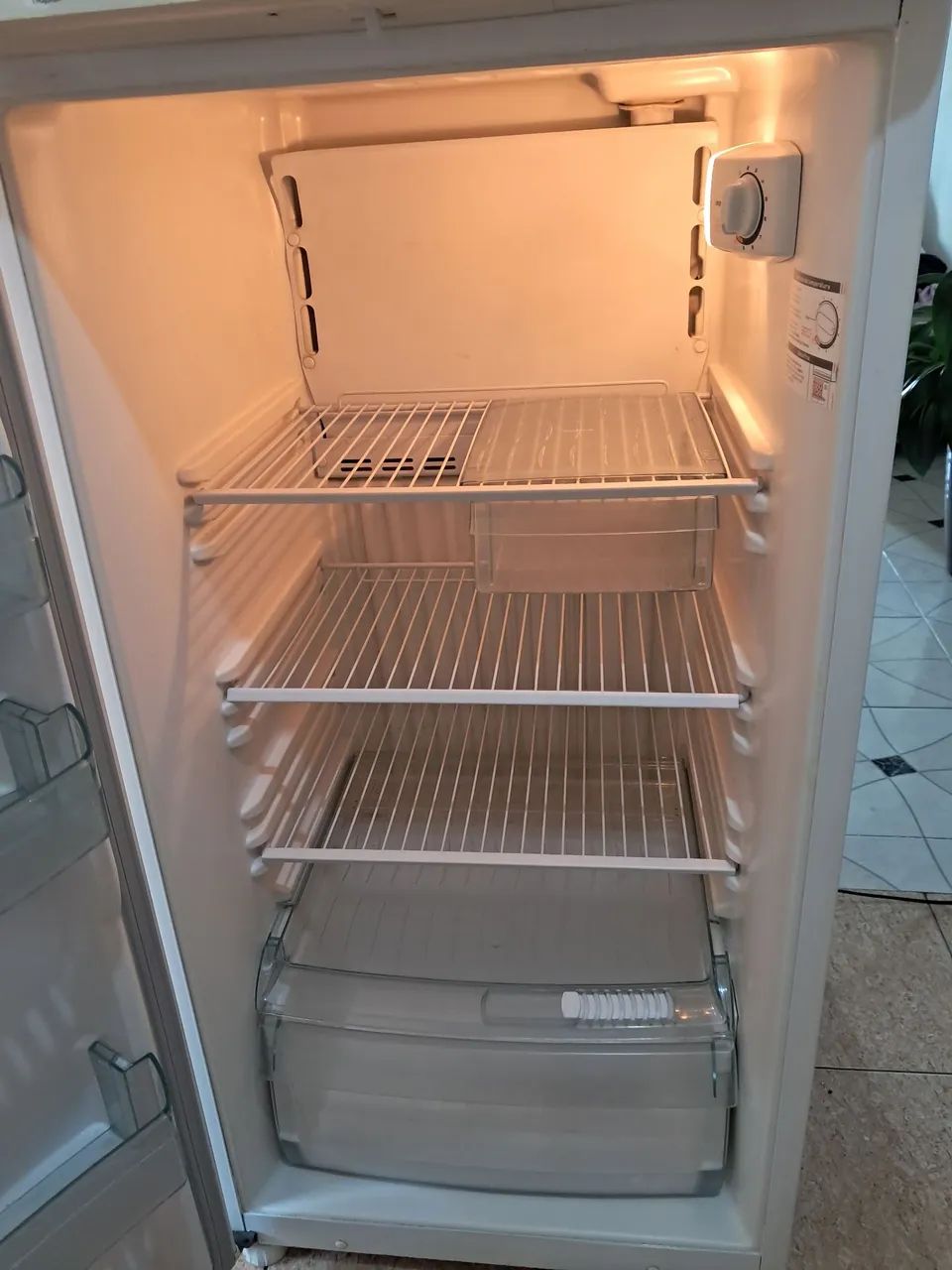 Vendo geladeira Brastemp  - Foto 2