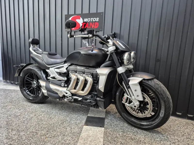 Triumph Rocket 3 50 cc  - Foto 2