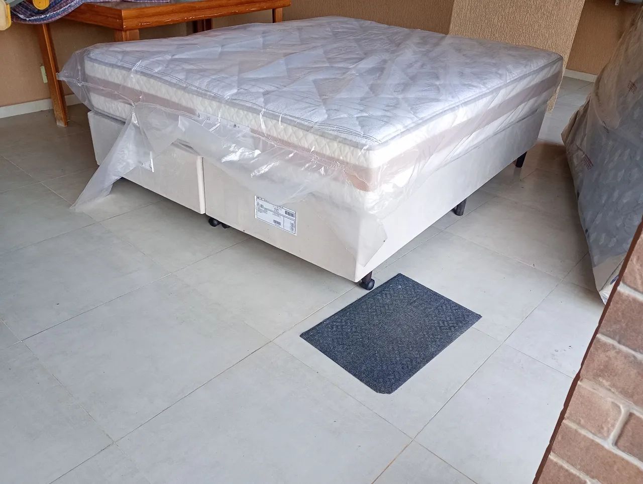 Cama Box Quenn, pouco tempo de uso. - Foto 2