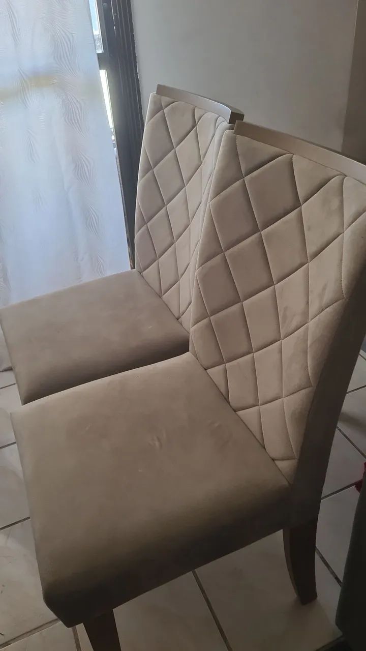 Vende se mesa 