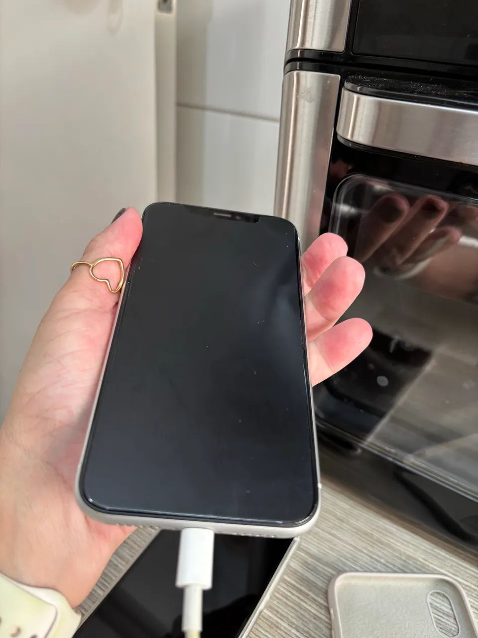 iPhone XR ,branco ,64 gb - Foto 3