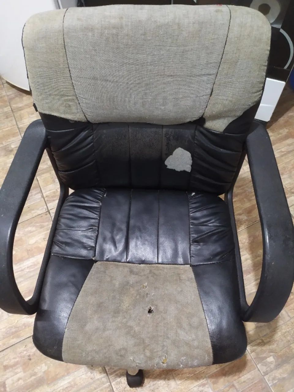 Vendo cadeira de trabalho 