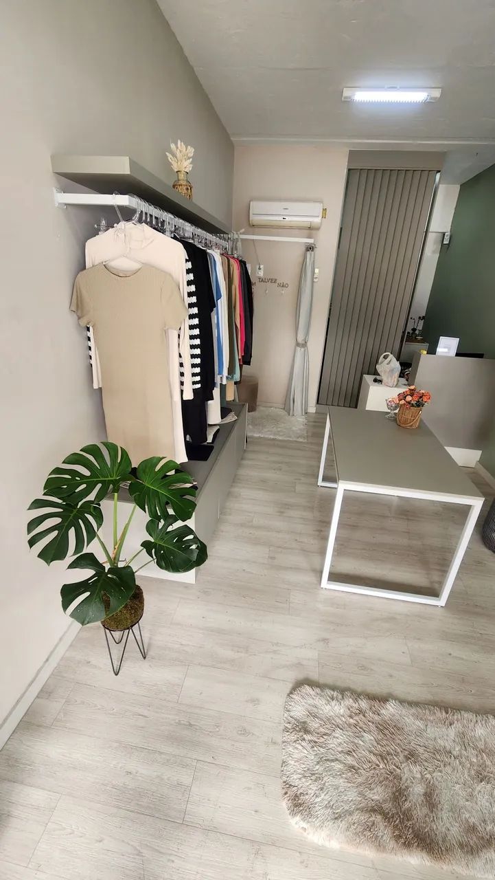 Loja planejada à venda!!!!! Apenas os móveis***