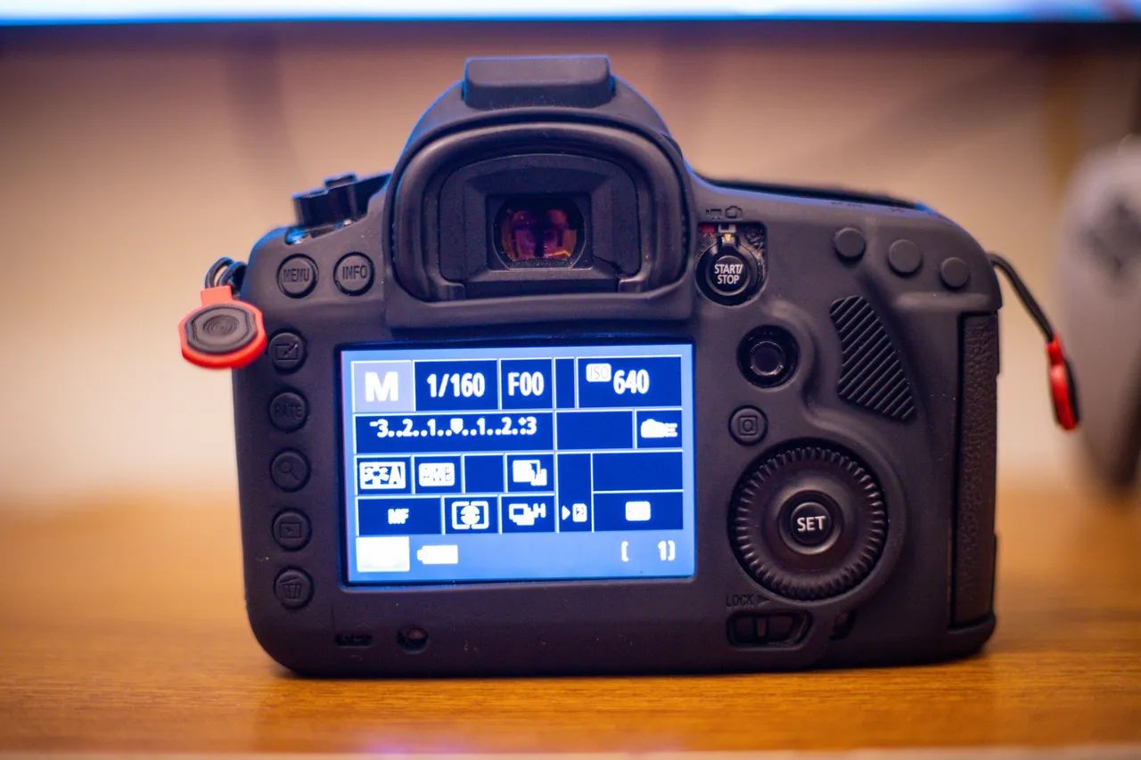 Cânon 5d Mark 3  - Foto 3