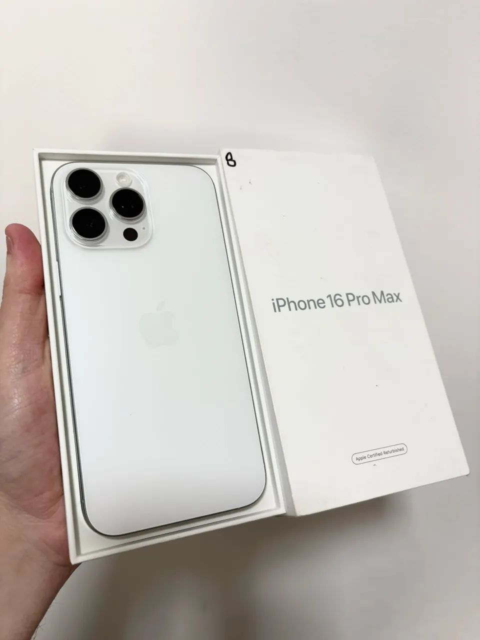 iPhone 16 pro max 