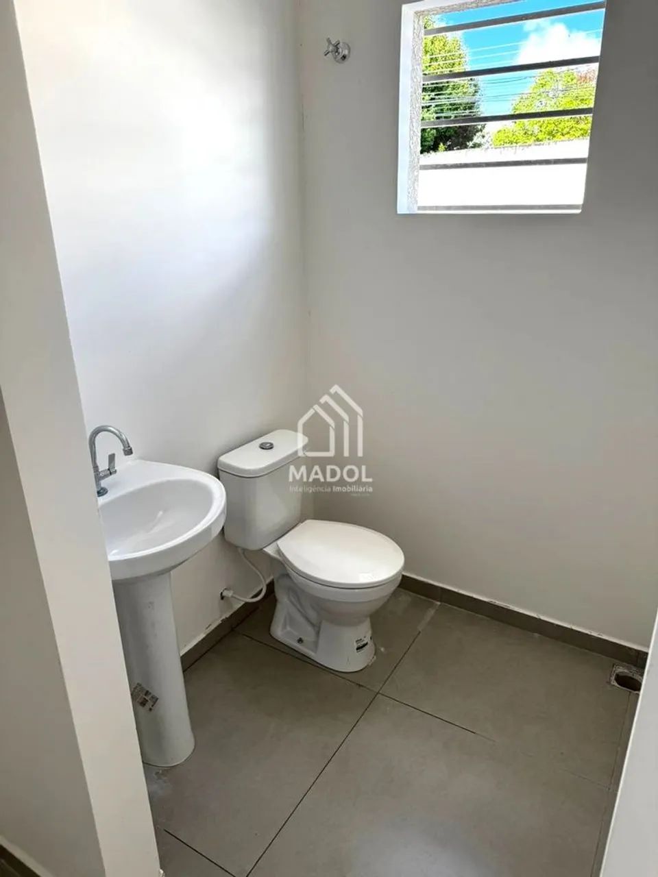 BARRACAO 01 MEDINDO 200M² PARA LOCAÇÃO NO BAIRRO NEVES - Foto 8