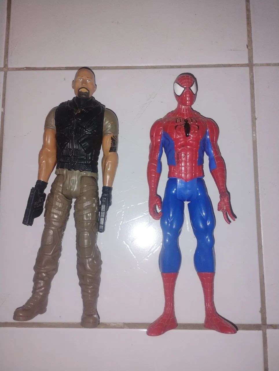 Bonecos do homem aranha  doThe rock