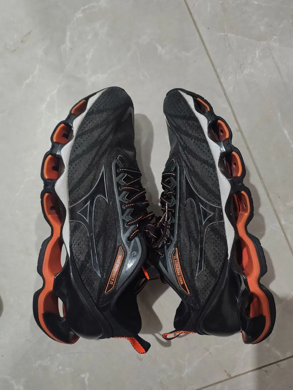 Tênis Mizuno Wave Prophecy 11