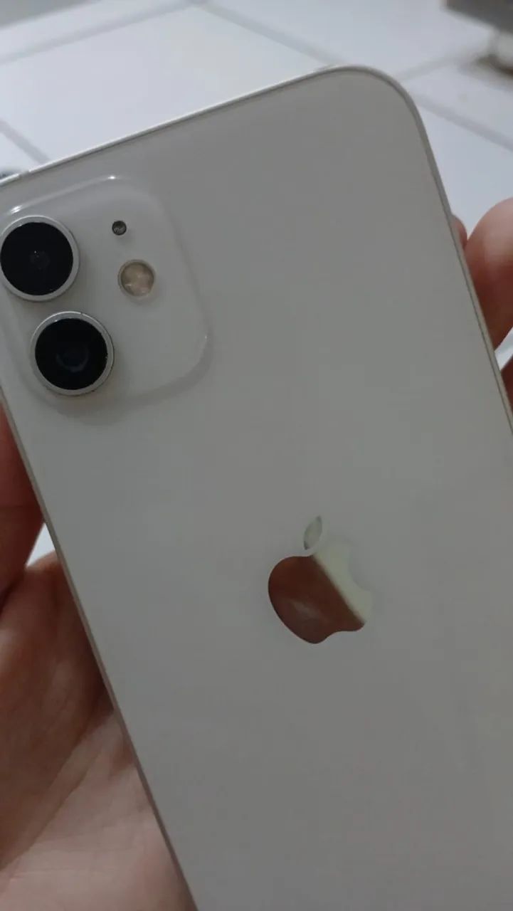 VENDO IPHONE 12 - Foto 3