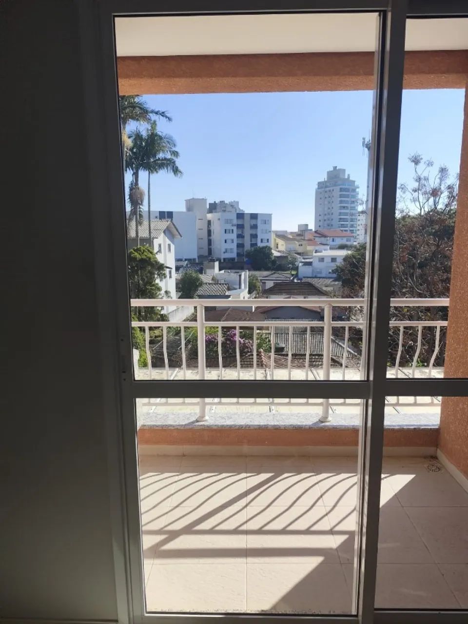 Apartamento na Agronomica, 2 quartos  - Foto 2
