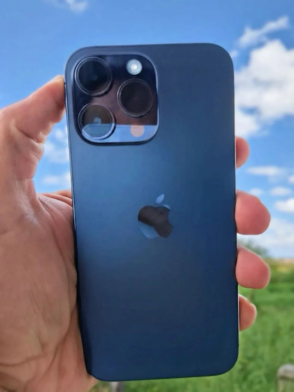 Apple iPhone 14 Pro Max 256GB Roxo