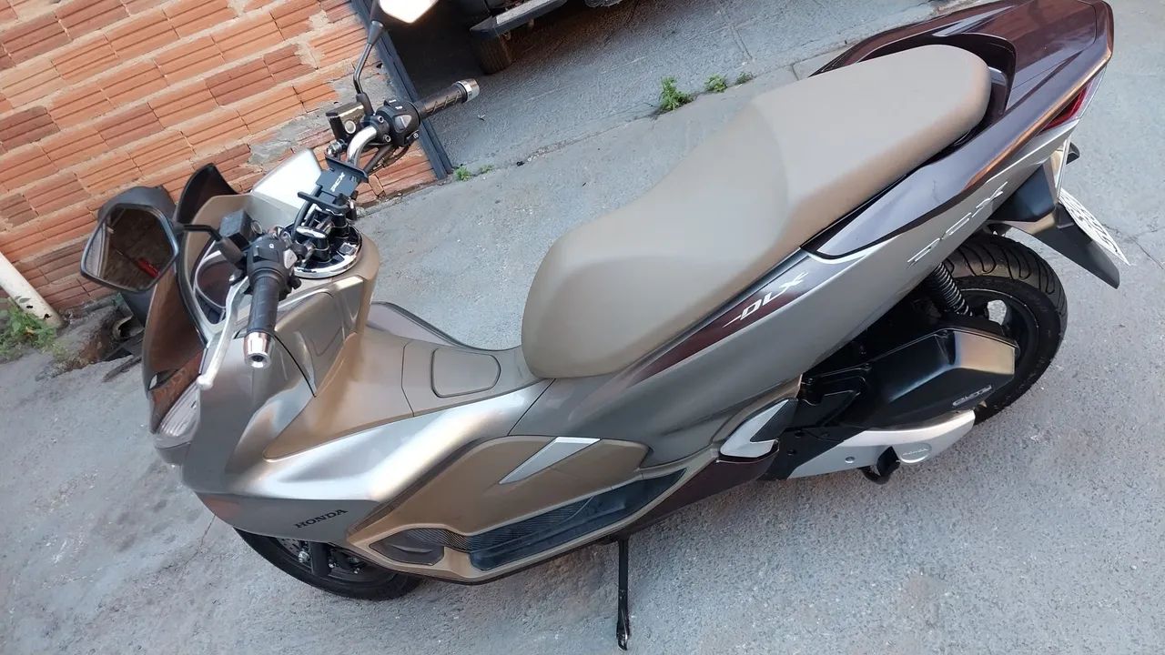 Honda PCX 150 DLX ABS - Foto 2