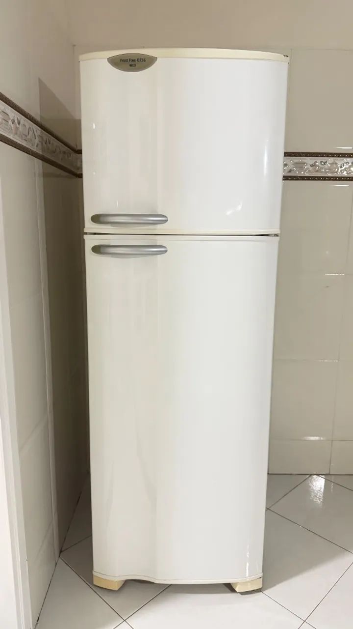Geladeira Eletrolux DF36 Super Nova