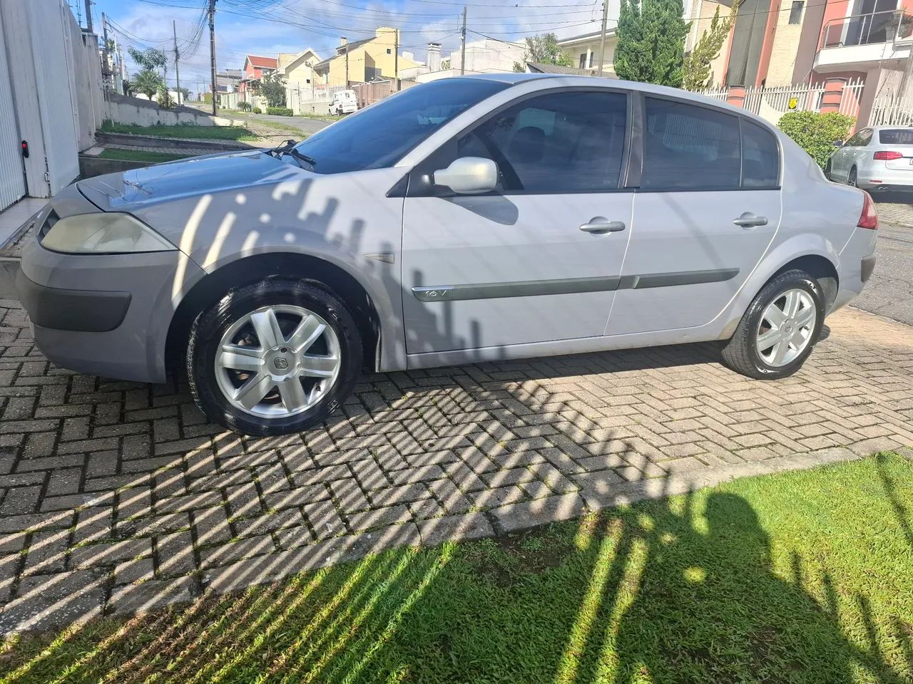 Renault Megane Megane Sedan Dynamique Hi-Flex 1.6 16V 2009