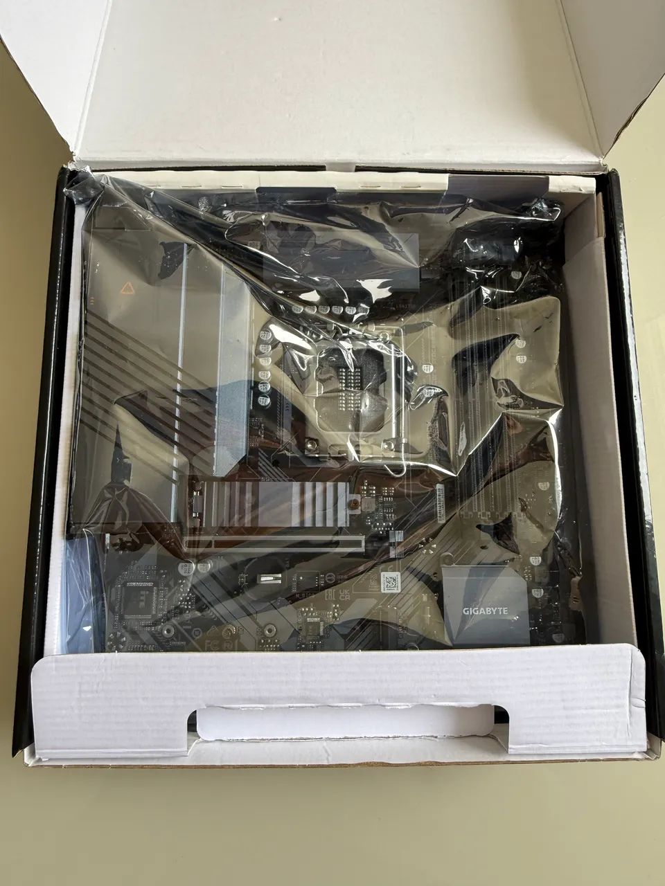 Placa mãe Gigabyte B660M Gaming X | DDR4 | Socket 1700 - Foto 5