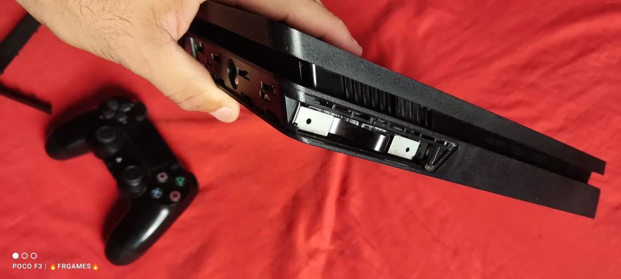 PS4 slim com detalhes funcionando  - Foto 3