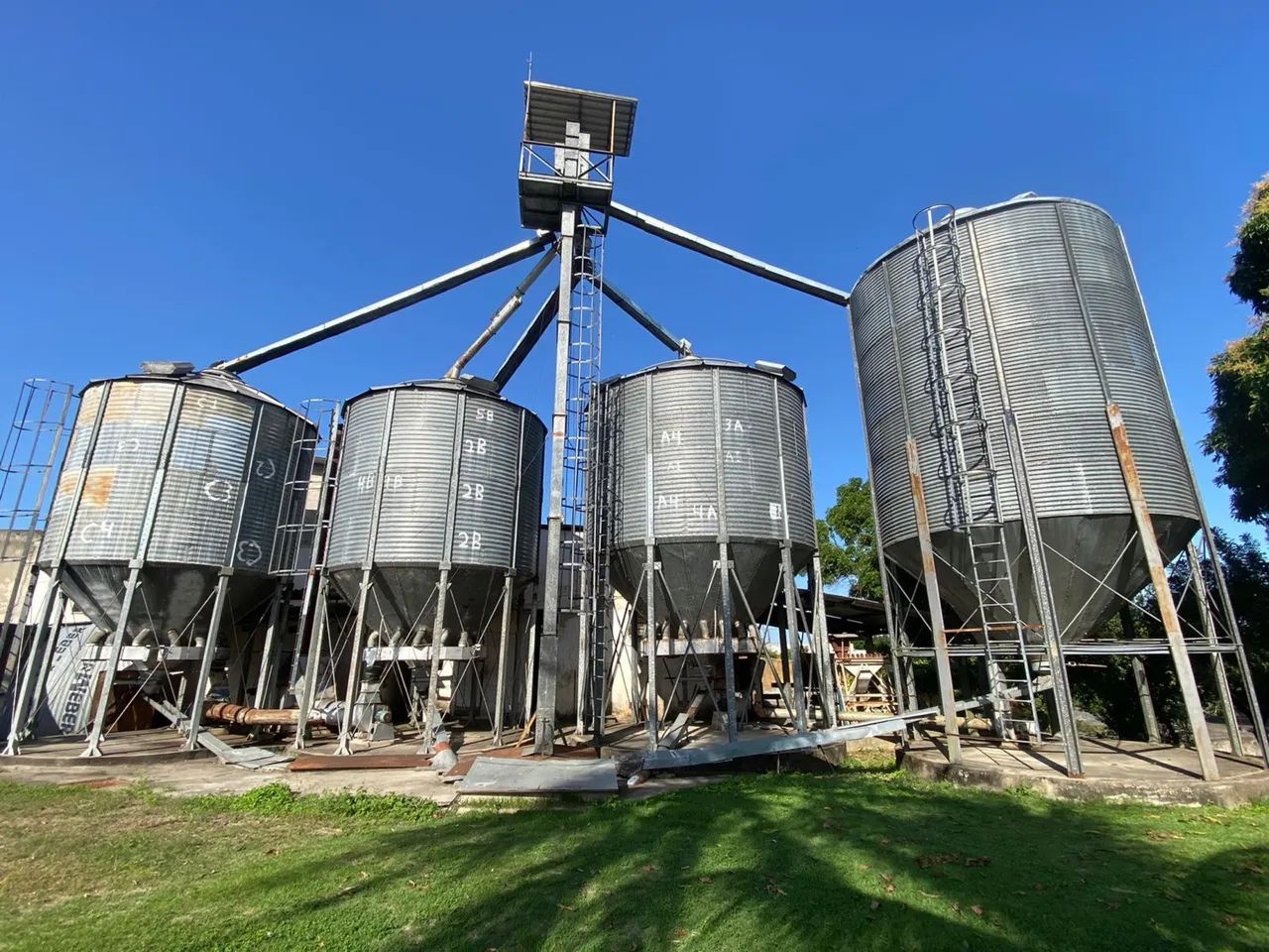 Silo de Armazenagem  Ideal para grãos e sementes   - Foto 4