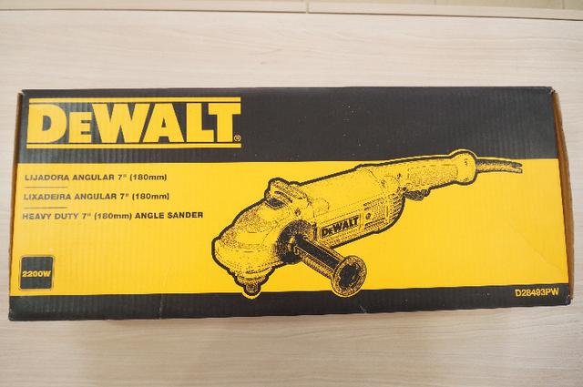 Lixadeira Angular 7 (180mm) D28493pw - Dewalt 220v - Foto 5
