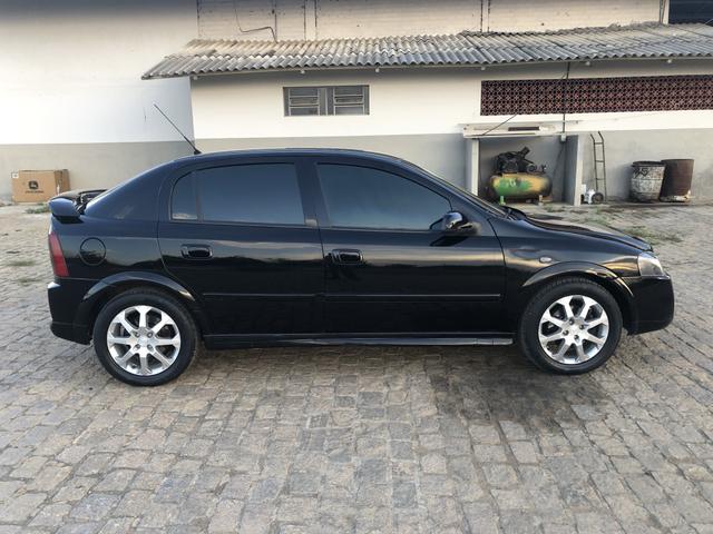 GM Astra 2010 - Foto 5