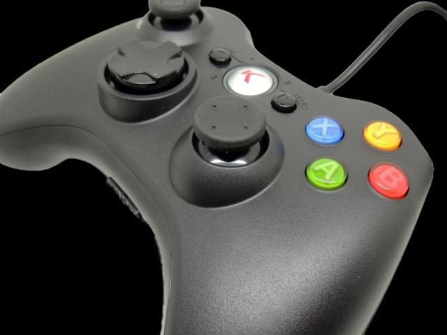 Controle XBOX 360 com fio ( Loja na Cohab). Adquira Já!! - Foto 5