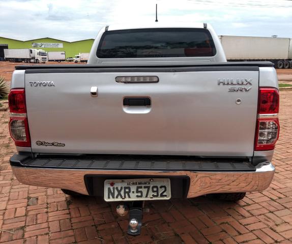 Hilux cd srv 3.0 tdi 4x4 diesel at 13-13 - Foto 7