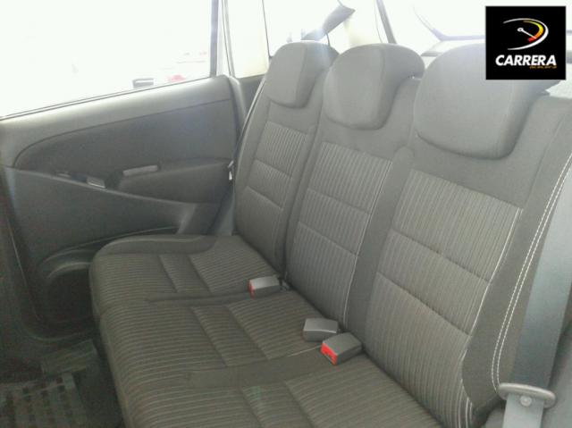 FIAT IDEA 1.6 MPI ESSENCE 16V FLEX 4P AUTOMATIZADO - Foto 6