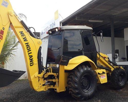 Retroescavadeira 2014 New Holland B 95 B - Foto 3