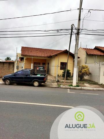 Casa de 4 quartos, residencial ou comercial, no Jardim Itália, em Cuiabá-MT.