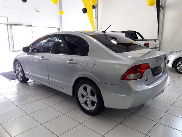 HONDA CIVIC LXS 1.8 16V FLEX AUTOMATICO - Foto 4